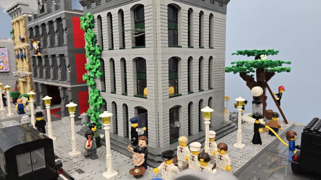 1920s Custom LEGO Hotel